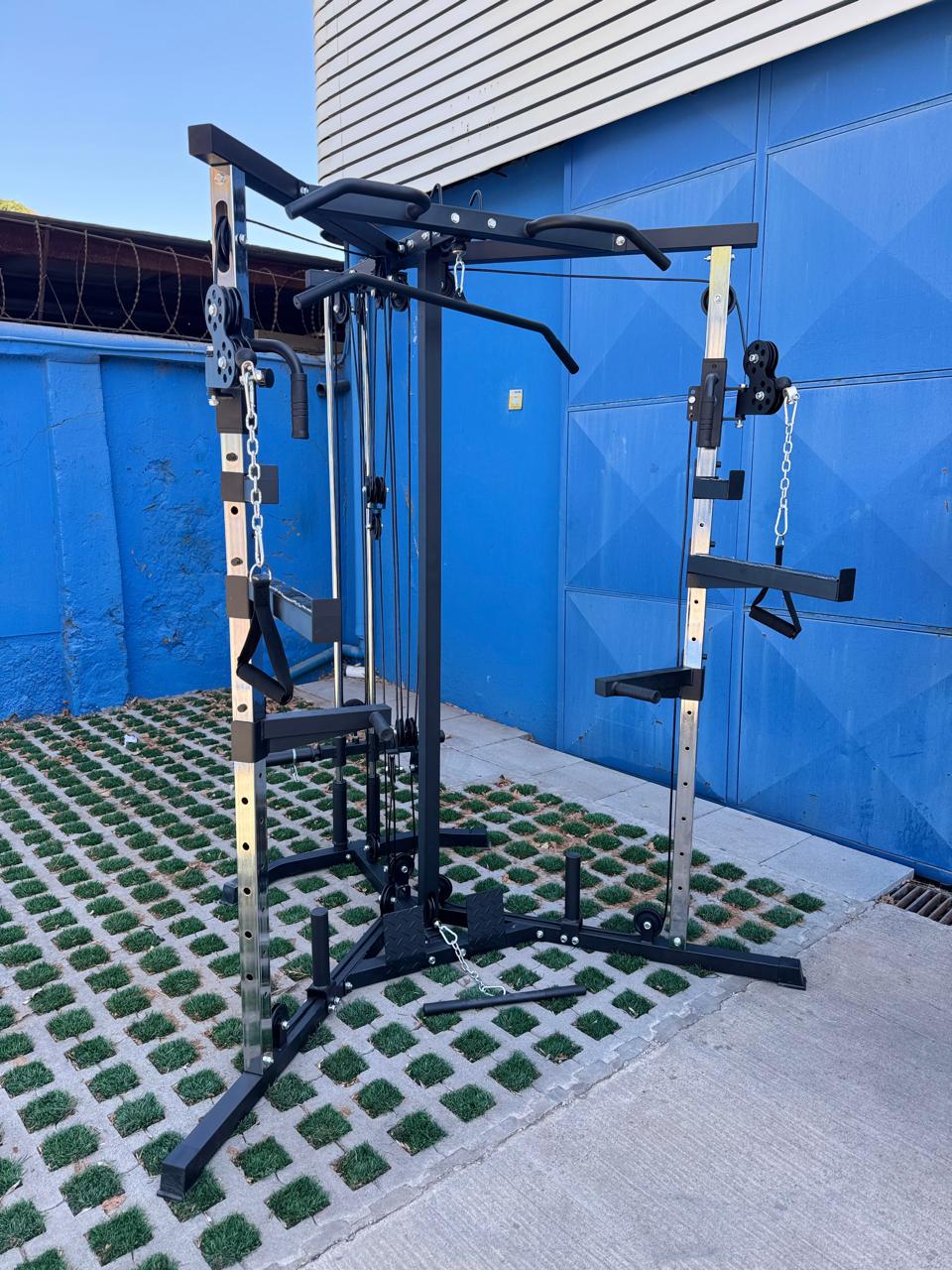 MAQUINA CROSSOVER LAT PULLDOWN